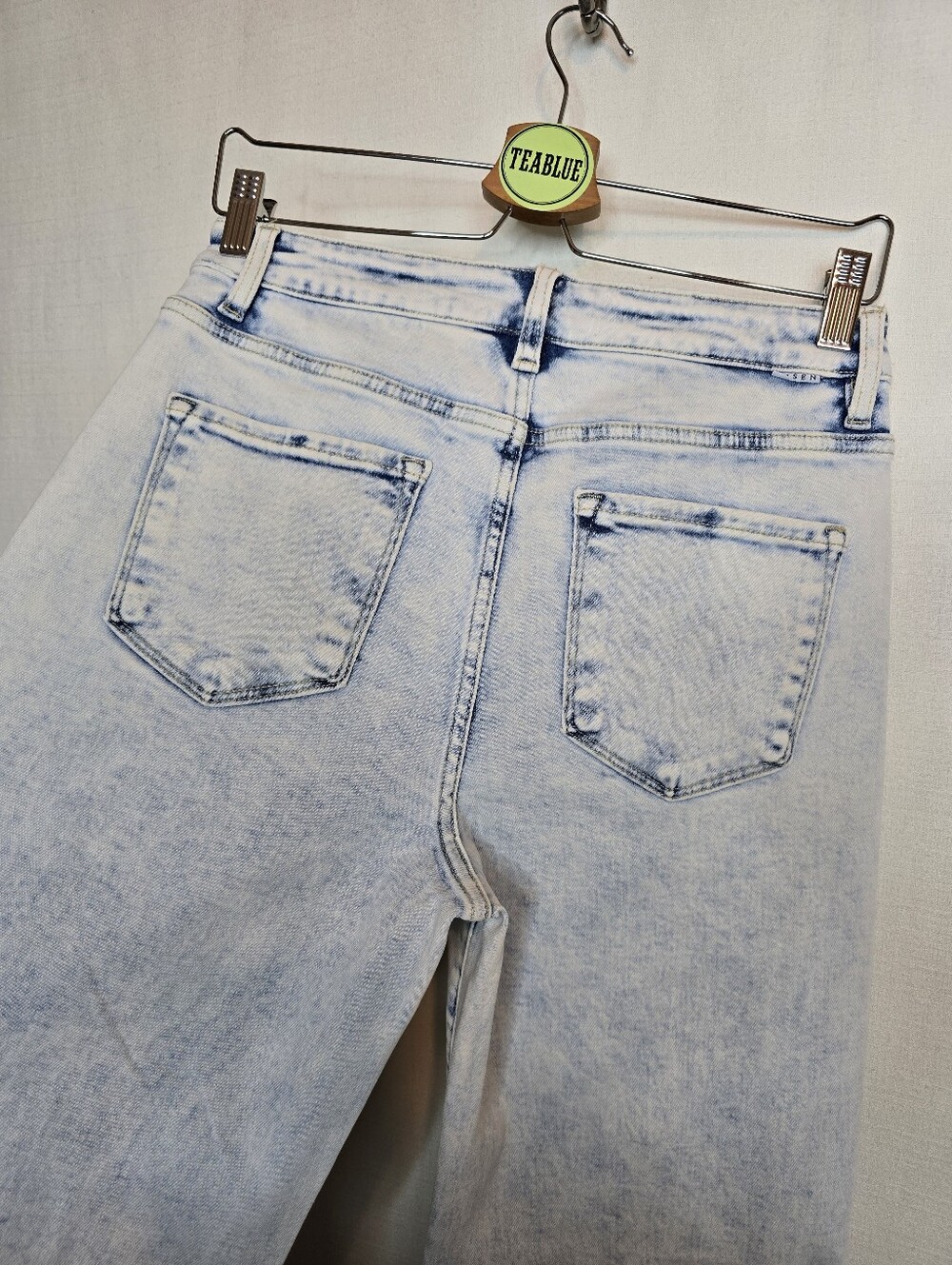 LAST PAIR! Risen Georgia Light Wash Wide Leg Long Tall Jeans 7/28 NWT - Picture 9 of 14
